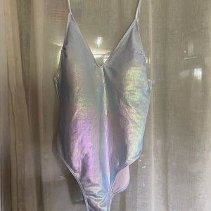 EXCELLENT CONDITION! IRIDESCENT TARGET ONE PIECE SWIMSUIT